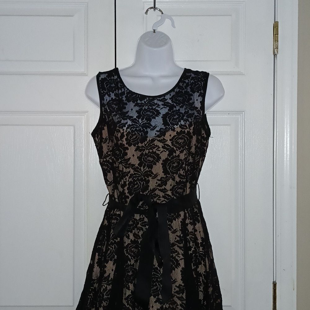 DJ-Jaz black illusion lace midi flare skirting Sz 8 NWOT - Picture 3 of 7